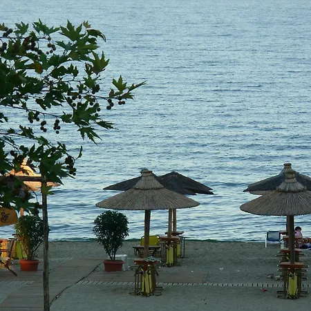 Apartment Kleanthis Blue Nea Vrasna